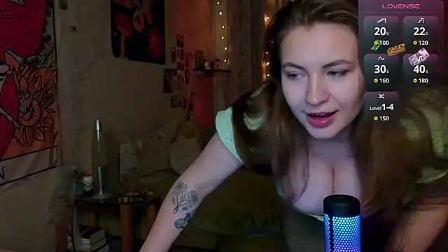 Snapshot of LisaCase chatting on October 24, 2025, 5:09 pm LisaCase online show from October 24, 2025, 5:09 pm