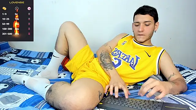 Noha white online show from December 15, 2024, 4:59 pm