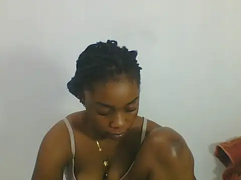 PrettyPrincess14 online show from March 7, 2025, 3:49 pm