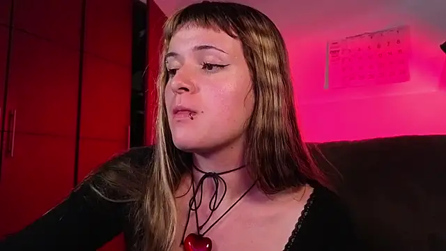 NEXT DOOR GIRL  online show from December 2, 2025, 10:16 pm