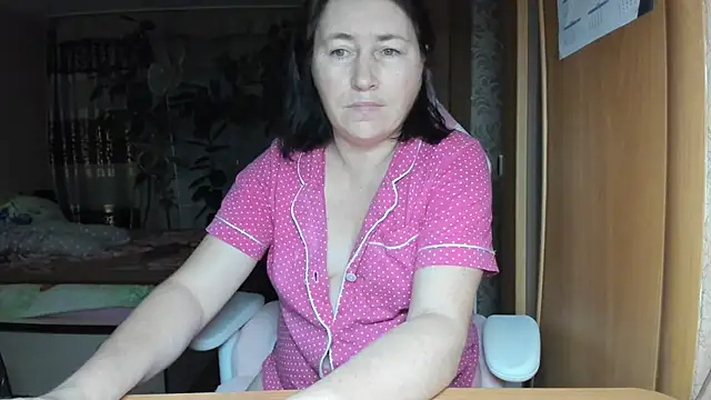 Snapshot of Tatyana51 chatting on December 6, 2024, 5:22 pm Tatyana51 online show from December 6, 2024, 5:22 pm