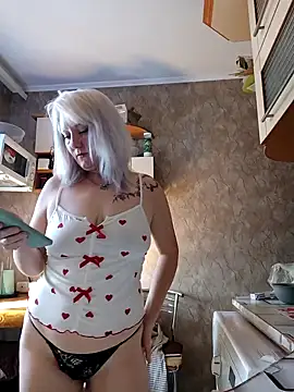 Tina Alev online show from September 15, 2025, 6:13 am