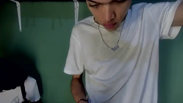 Snapshot of sweet_tippot chatting on November 4, 2025, 3:16 am sweet tippot online show from November 4, 2025, 3:16 am