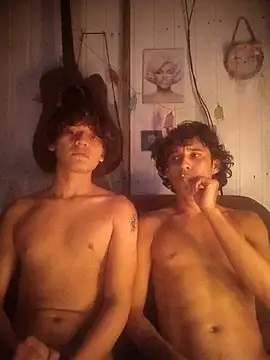 pedrodavid  online show from December 19, 2025, 11:56 pm