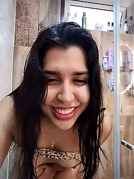 NiaSoler online show from March 4, 2025, 3:48 pm