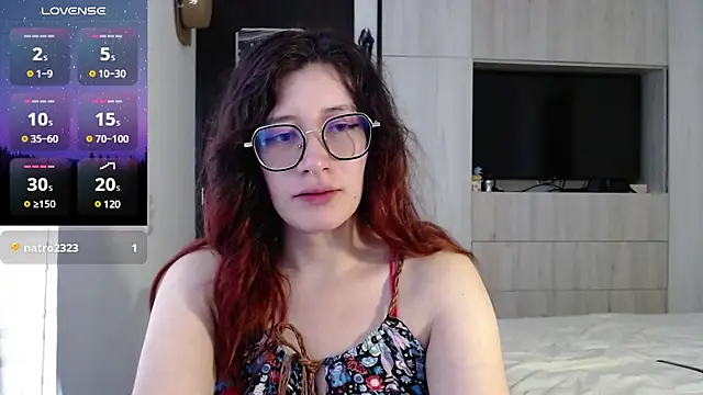 Snapshot of mariana124- chatting on February 20, 2025, 8:58 pm mariana124- online show from February 20, 2025, 8:58 pm