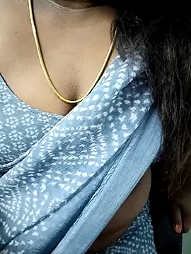 Snapshot of tamil_subha69 chatting on November 16, 2025, 6:52 am tamil subha69 online show from November 16, 2025, 6:52 am