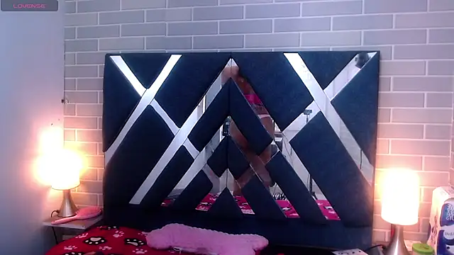 Snapshot of AndreaGil_ chatting on January 25, 2025, 3:09 pm AndreaGil online show from January 25, 2025, 3:09 pm