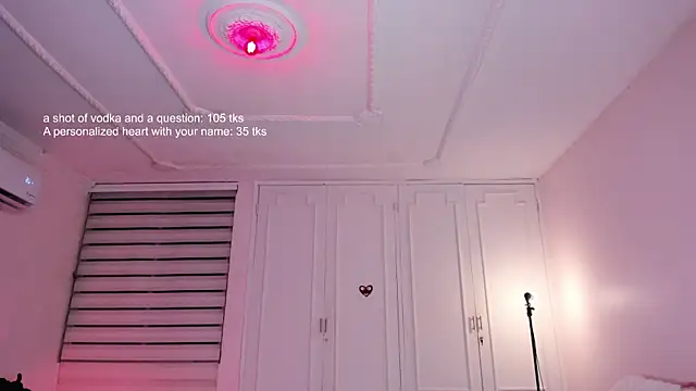 SweetJennaa online show from February 24, 2025, 8:27 am