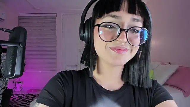 SweetJennaa online show from March 14, 2025, 7:26 am