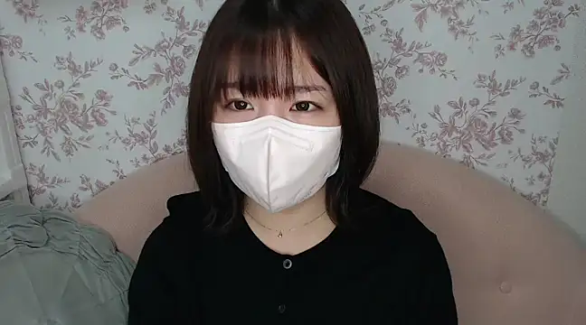 Snapshot of mei_hosina chatting on January 17, 2025, 12:42 am mei hosina online show from January 17, 2025, 12:42 am