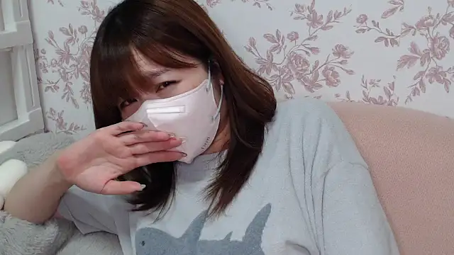 Snapshot of mei_hosina chatting on September 15, 2025, 3:56 pm mei hosina online show from September 15, 2025, 3:56 pm