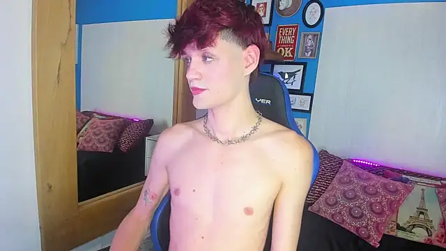 Snapshot of VladHellsing4 chatting on January 1, 2025, 3:57 pm VladHellsing4 online show from January 1, 2025, 3:57 pm