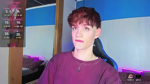 Snapshot of VladHellsing4 chatting on February 6, 2025, 2:37 pm VladHellsing4 online show from February 6, 2025, 2:37 pm