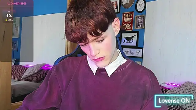 Snapshot of VladHellsing4 chatting on February 13, 2025, 2:09 pm VladHellsing4 online show from February 13, 2025, 2:09 pm