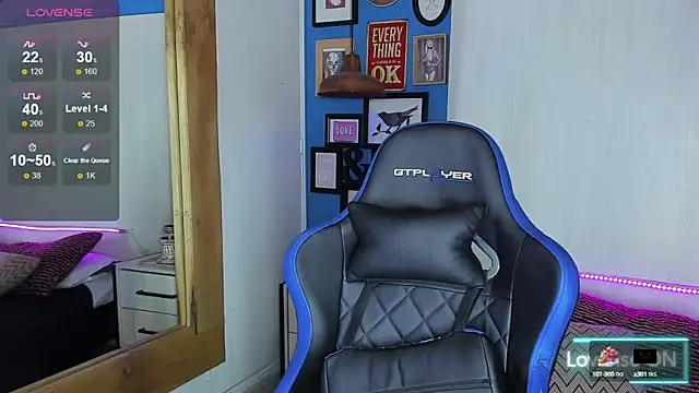 Snapshot of VladHellsing4 chatting on March 12, 2025, 1:51 pm VladHellsing4 online show from March 12, 2025, 1:51 pm