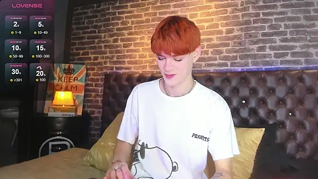 Snapshot of VladHellsing4 chatting on September 9, 2025, 2:27 pm VladHellsing4 online show from September 9, 2025, 2:27 pm