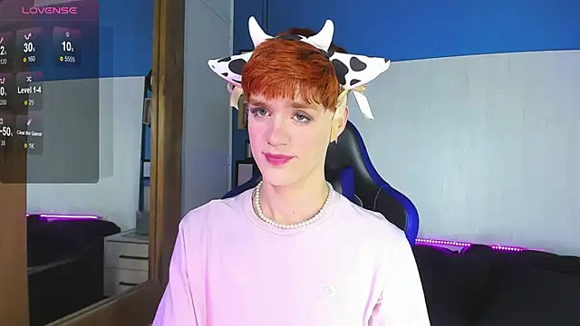 Snapshot of VladHellsing4 chatting on September 12, 2025, 2:06 pm VladHellsing4 online show from September 12, 2025, 2:06 pm