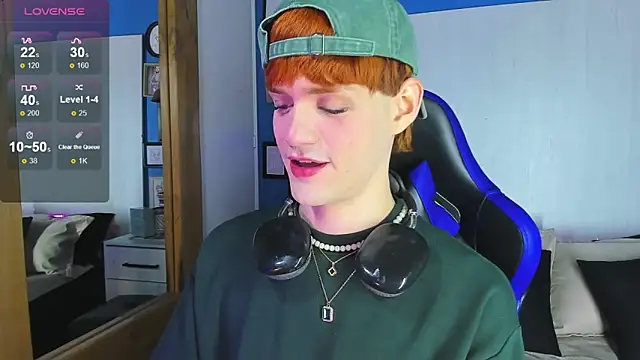 Snapshot of VladHellsing4 chatting on September 27, 2025, 1:38 pm VladHellsing4 online show from September 27, 2025, 1:38 pm