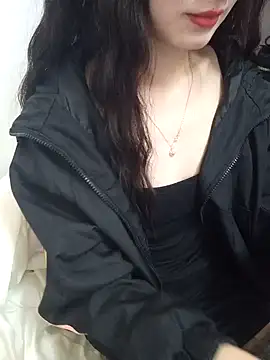 Lovely kute online show from February 17, 2025, 8:04 pm