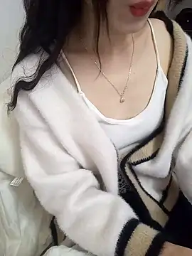 Lovely kute online show from February 26, 2025, 4:36 am