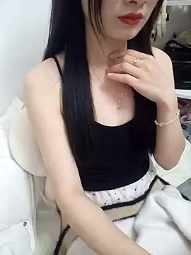 Lovely kute online show from March 6, 2025, 3:45 pm