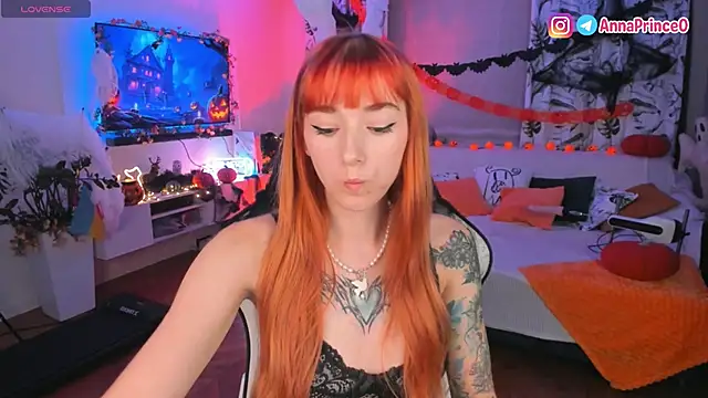 Anna Prince online show from October 26, 2025, 4:18 am