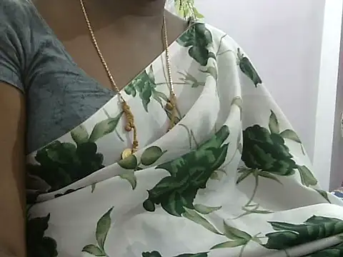 Hot akshara online show from October 8, 2025, 10:29 pm