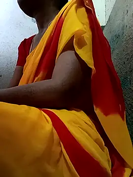 Snapshot of Gautami-telugu chatting on February 9, 2025, 8:33 am Gautami-telugu online show from February 9, 2025, 8:33 am