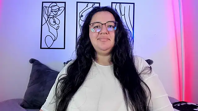 Snapshot of RubyPirsso18 chatting on March 19, 2025, 7:06 pm RubyPirsso18 online show from March 19, 2025, 7:06 pm