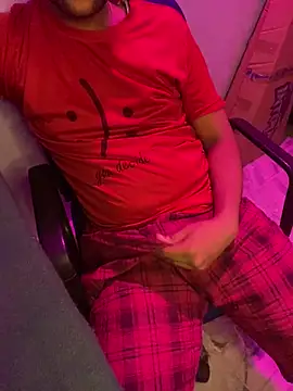 Snapshot of Vampiredaddy_ chatting on October 27, 2025, 3:16 pm Vampiredaddy  online show from October 27, 2025, 3:16 pm