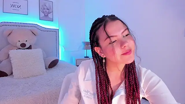 Snapshot of Eva_lenox chatting on January 7, 2025, 8:34 am Eva lenox online show from January 7, 2025, 8:34 am
