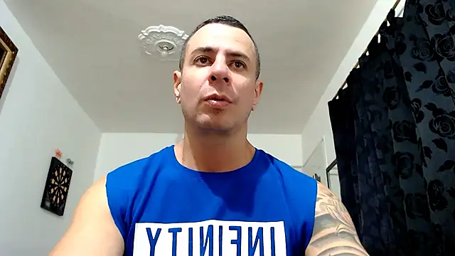 nicolay 74 online show from November 14, 2025, 11:46 pm