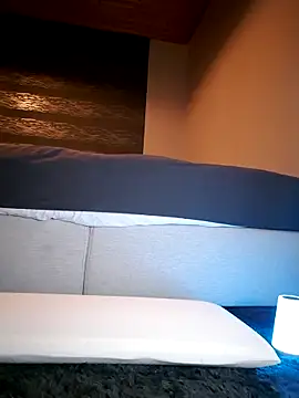 Jujuicy 97 online show from March 16, 2025, 6:01 pm