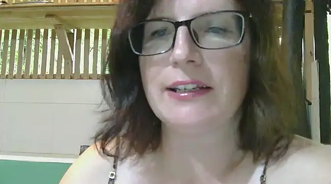 CrimsonMistress online show from December 16, 2024, 5:06 am