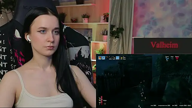 Snapshot of KiraLiLime chatting on February 28, 2025, 7:35 pm KiraLiLime online show from February 28, 2025, 7:35 pm