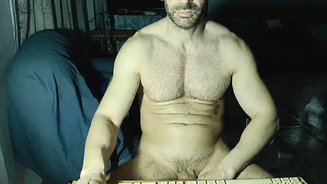 Snapshot of TebaldHot chatting on March 7, 2025, 8:44 pm TebaldHot online show from March 7, 2025, 8:44 pm