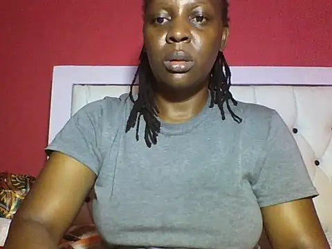 Snapshot of Sweet-piie chatting on November 22, 2025, 9:41 am Sweet-piie online show from November 22, 2025, 9:41 am