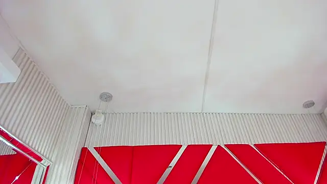 SusanCouper online show from March 15, 2025, 10:33 pm