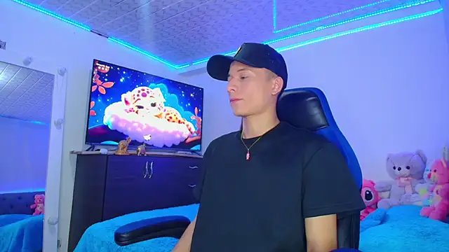 Snapshot of bryamer_19 chatting on January 23, 2025, 2:02 am bryamer 19 online show from January 23, 2025, 2:02 am