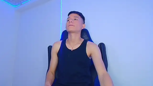 Snapshot of bryamer_19 chatting on February 5, 2025, 4:48 am bryamer 19 online show from February 5, 2025, 4:48 am