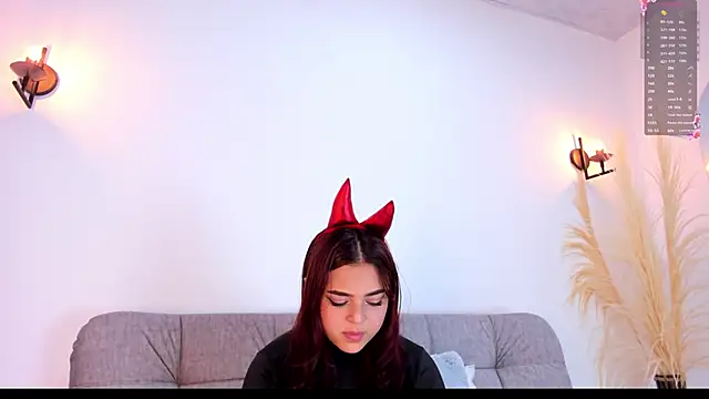 Snapshot of Agata_clark chatting on February 11, 2025, 5:07 pm Agata clark online show from February 11, 2025, 5:07 pm