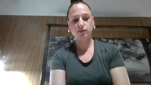 Snapshot of Audrey_hotty chatting on September 9, 2025, 12:54 am Audrey hotty online show from September 9, 2025, 12:54 am