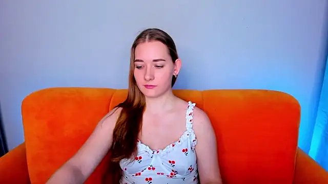 Snapshot of AlinaVice chatting on January 27, 2025, 4:20 am AlinaVice online show from January 27, 2025, 4:20 am