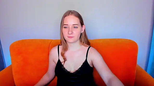 Snapshot of AlinaVice chatting on February 12, 2025, 7:13 am AlinaVice online show from February 12, 2025, 7:13 am