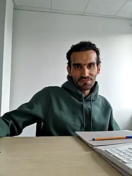 Snapshot of Sammoon chatting on December 2, 2024, 1:35 pm Sammoon online show from December 2, 2024, 1:35 pm