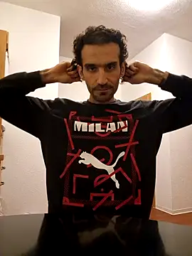 Snapshot of Sammoon chatting on December 4, 2024, 8:51 pm Sammoon online show from December 4, 2024, 8:51 pm