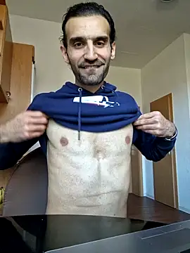 Snapshot of Sammoon chatting on March 18, 2025, 10:03 am Sammoon online show from March 18, 2025, 10:03 am