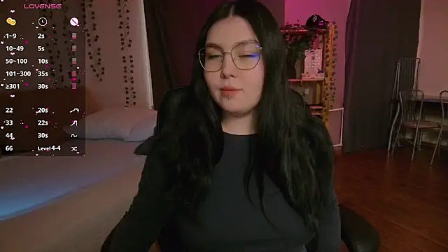 Arizonaa Muse online show from November 29, 2025, 3:53 am