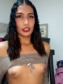 Snapshot of Lanna_hott_ chatting on March 18, 2025, 10:37 pm Lanna hott  online show from March 18, 2025, 10:37 pm